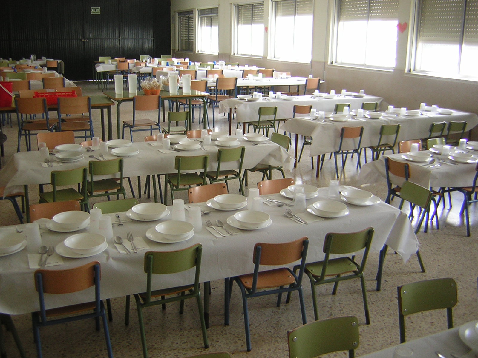 COMEDOR 2